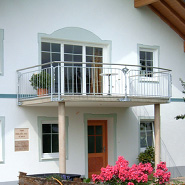 Balkone - Kapsalis - Kunstschmiede, Schlosserei und Spenglerei